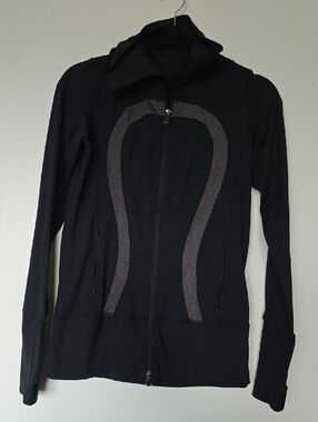 lululemon athletica Black Zip-Up Jacket with Gray Paneling